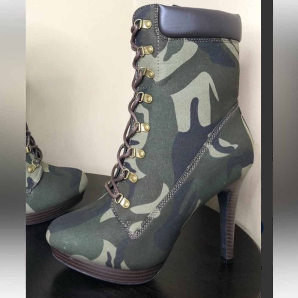 Stylish stiletto camo platform ankle boots - Picture 4 of 10